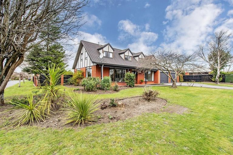 Photo of property in 51 Lancewood Drive, Halswell, Christchurch, 8025