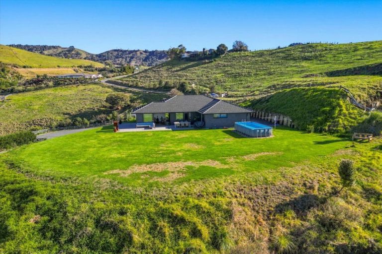 Photo of property in 25 Morepork Way, Papamoa, 3183