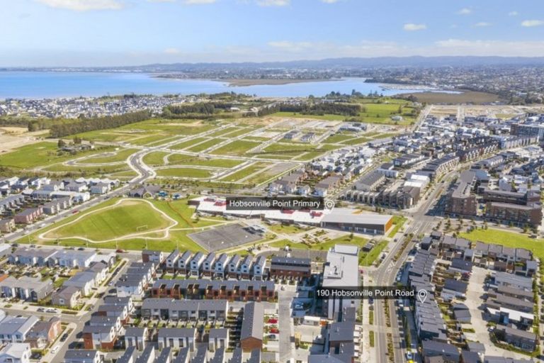 Photo of property in 190 Hobsonville Point Road, Hobsonville, Auckland, 0616