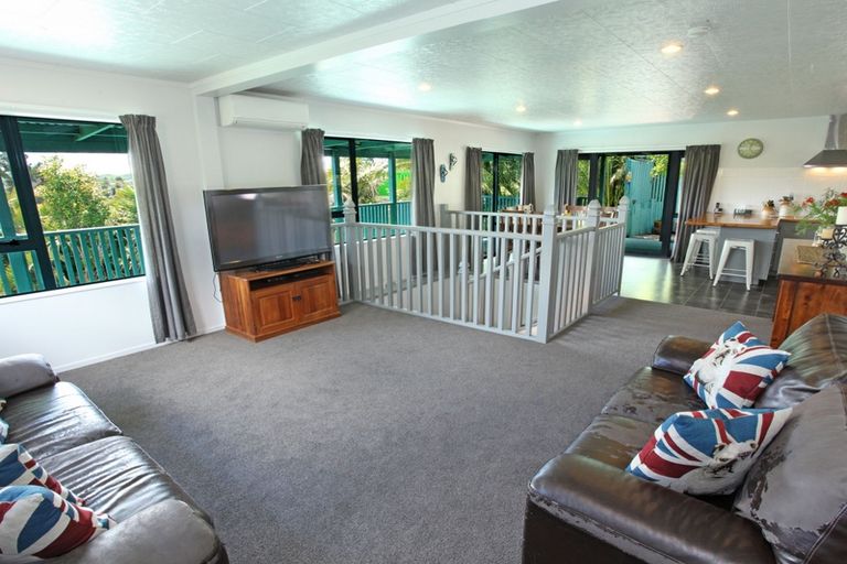 Photo of property in 4 Snowden Place, Raglan, 3225