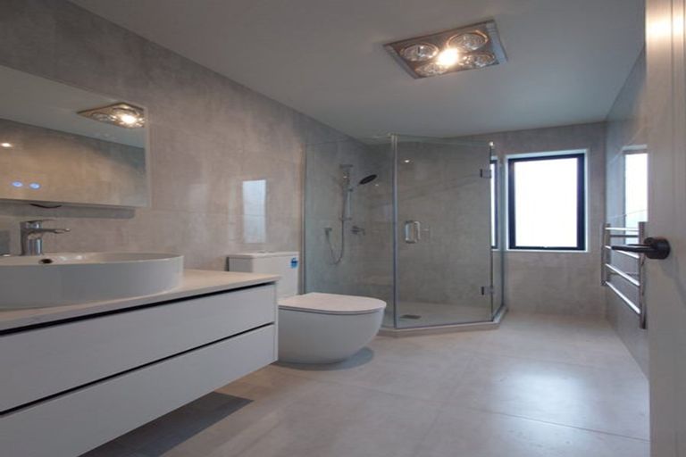 Photo of property in 66 Michael Bosher Way, Flat Bush, Auckland, 2019