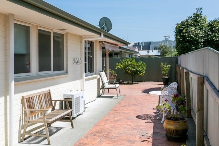 Photo of property in 3/406 Lyndon Road East, Hastings, 4122