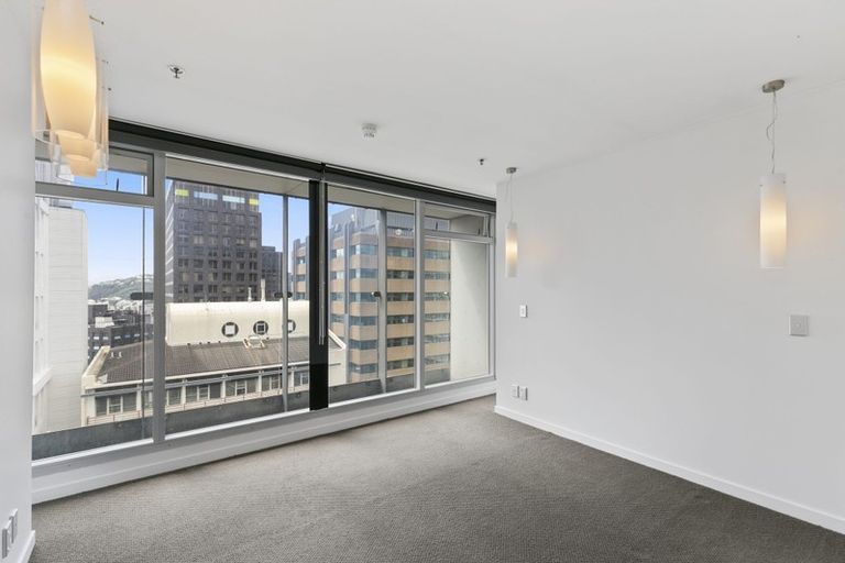 Photo of property in Montreaux Apartments, 10j/164 The Terrace, Wellington Central, Wellington, 6011
