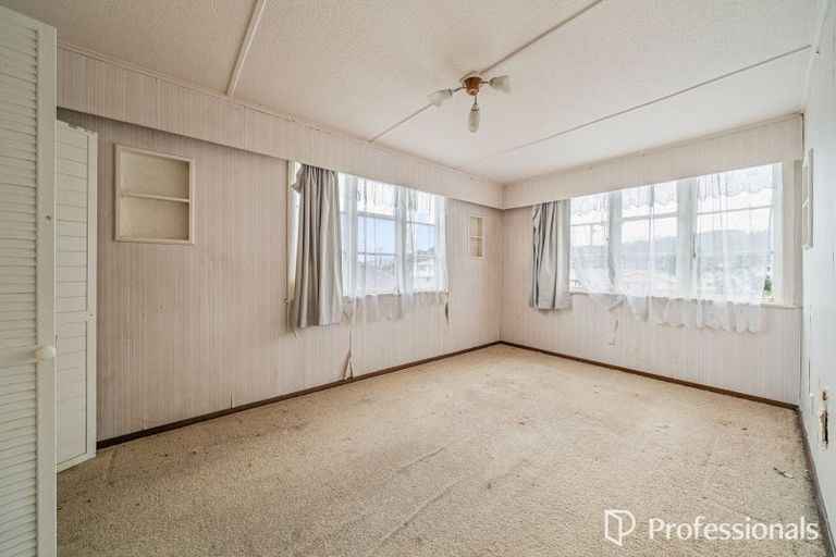 Photo of property in 1046 High Street, Avalon, Lower Hutt, 5011