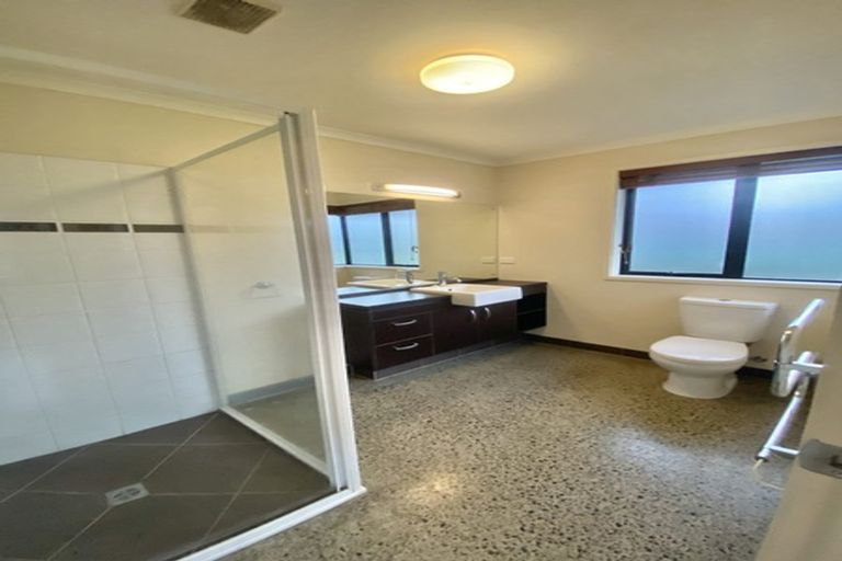 Photo of property in 165a Oraha Road, Kumeu, 0892