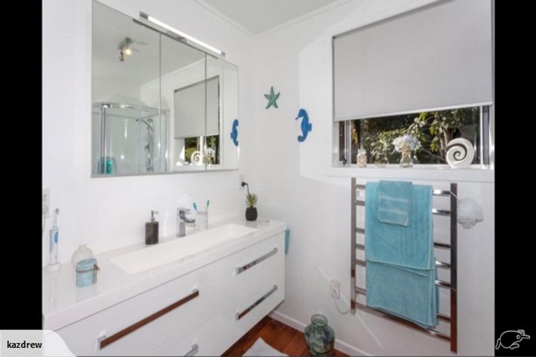 Photo of property in 18 Pohue Creek Road, Waiomu, Thames, 3575