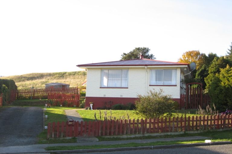 Photo of property in 69 Walker Crescent, East Gore, Gore, 9710