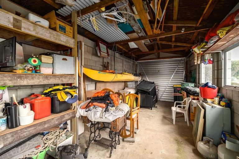 Photo of property in 11 Ranui Crescent, Diamond Harbour, 8971