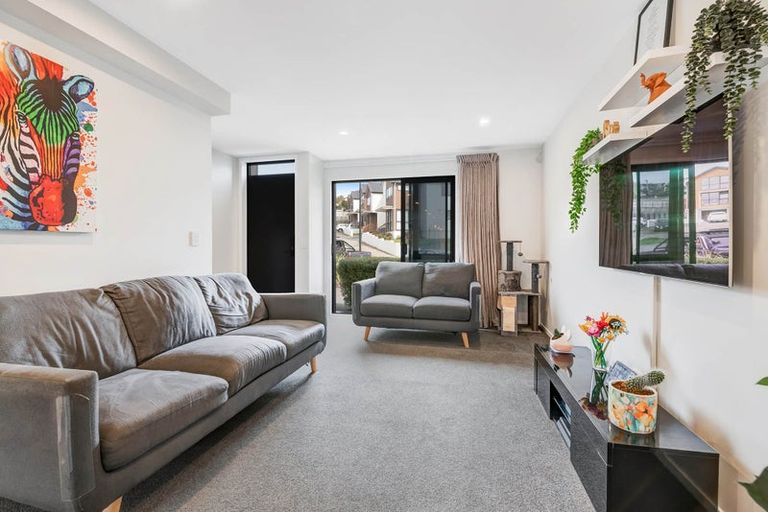 Photo of property in 4 Orca Drive, Stanmore Bay, Whangaparaoa, 0932