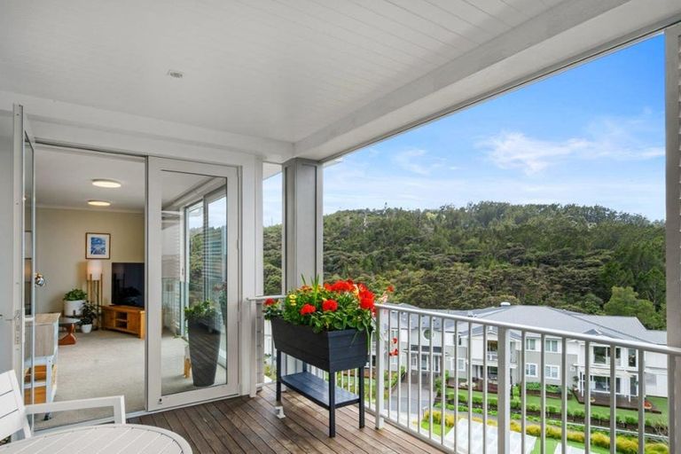 Photo of property in 184 Landmark Terrace, Orewa, 0931