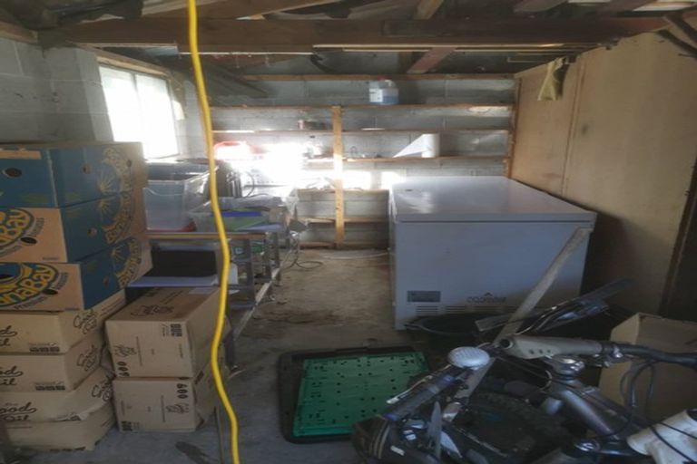 Photo of property in 16 Rollin Street, Heathcote Valley, Christchurch, 8022