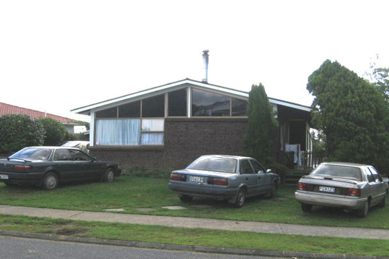 Photo of property in 6 Ervine Place, Bucklands Beach, Auckland, 2014