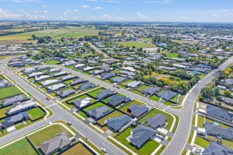 Photo of property in 33 Martini Avenue, Leeston, 7632