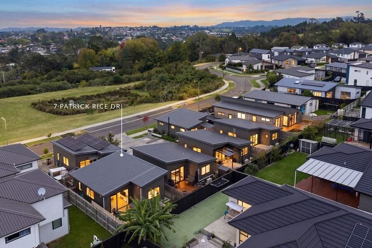 Photo of property in 7 Patrick Rice Drive, Swanson, Auckland, 0614
