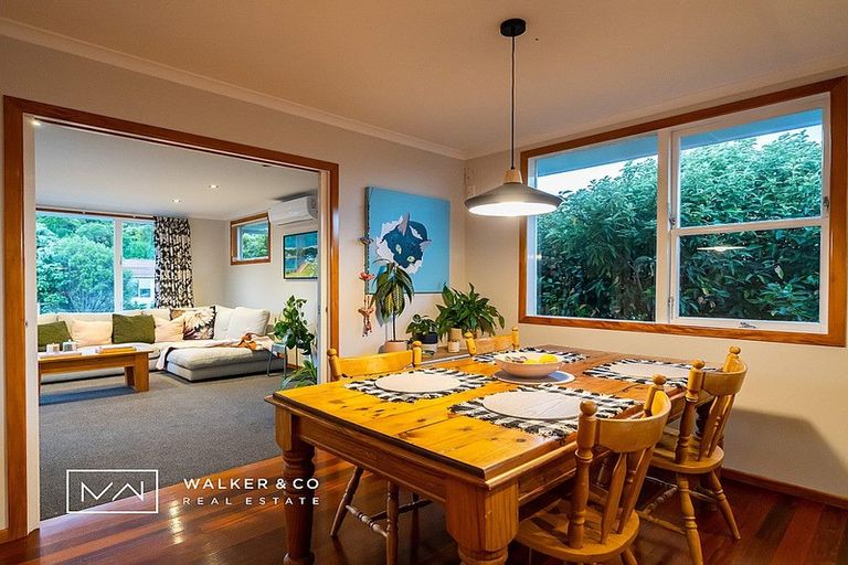 Photo of property in 63 Oakleigh Street, Maungaraki, Lower Hutt, 5010