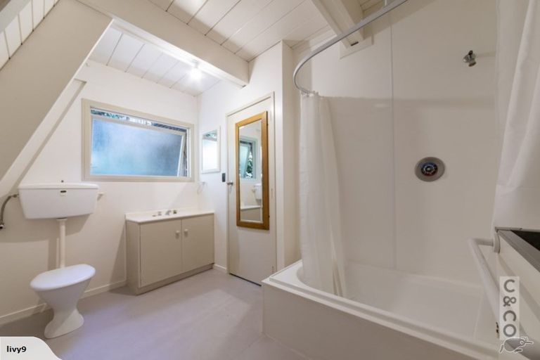 Photo of property in 123 Motutara Road, Muriwai, Waimauku, 0881