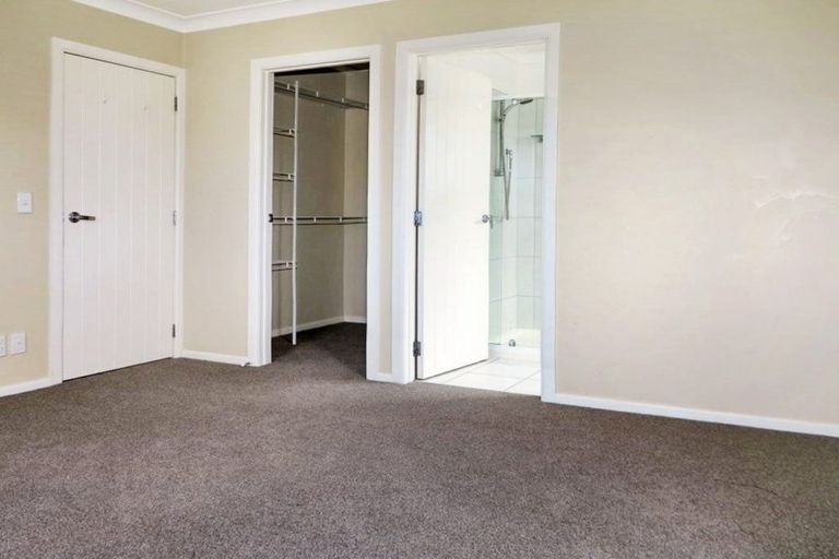 Photo of property in 19 Belle Verde Drive, Sunnynook, Auckland, 0630