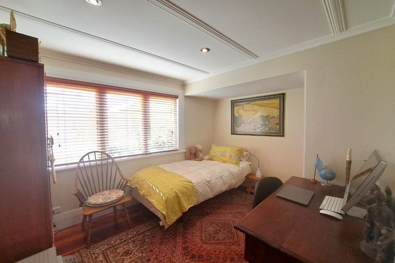 Photo of property in 23 Cowper Street, Devonport, Auckland, 0624