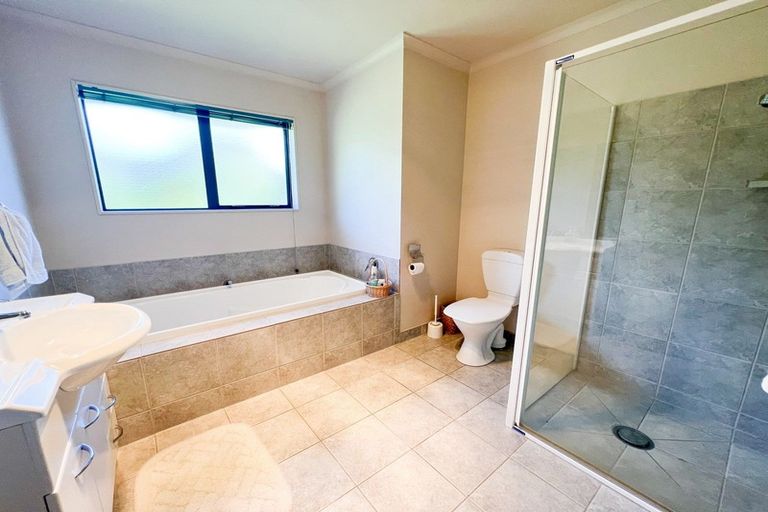 Photo of property in 15 Guinane Street, Dannevirke, 4930