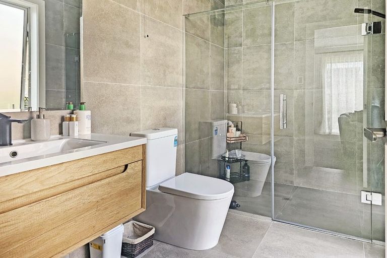 Photo of property in 8 Pukemarino Road, Waimauku, 0812