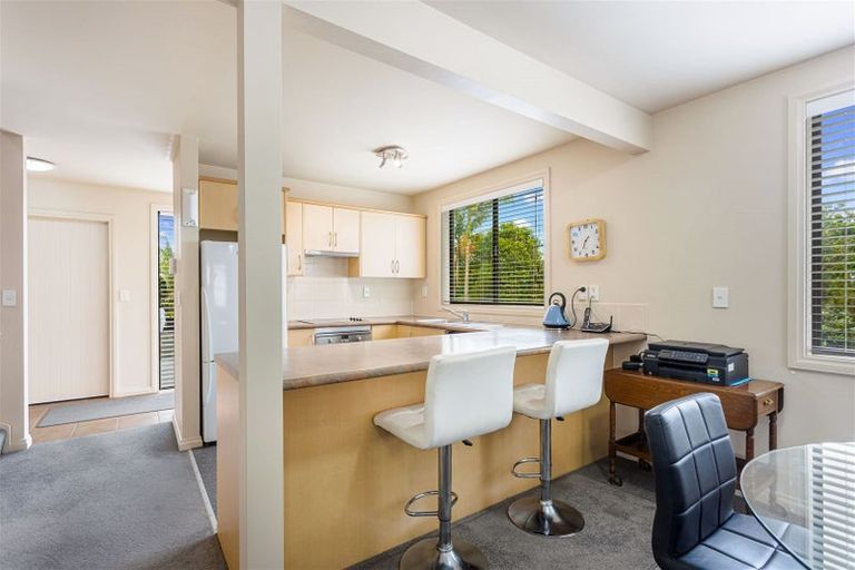 Photo of property in 4 View Ridge Drive, Ranui, Auckland, 0612