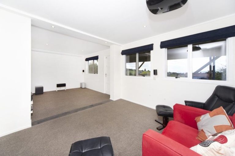 Photo of property in 5 Norfolk Road, Stanmore Bay, Whangaparaoa, 0932