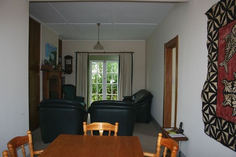 Photo of property in 1/36 Newington Road, Henderson, Auckland, 0612