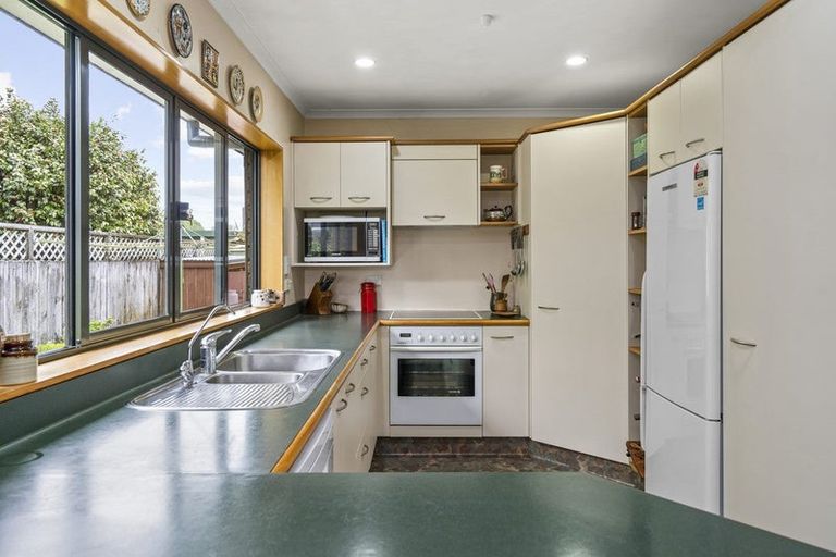 Photo of property in 71 Taylor Street, Cambridge, 3434