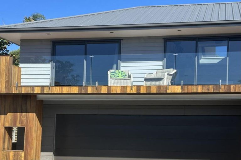 Photo of property in 162 Molesworth Street, New Plymouth, 4312