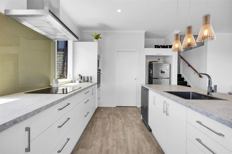 Photo of property in 5a Amy Way, Bell Block, New Plymouth, 4312