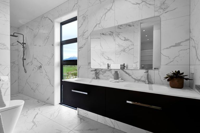 Photo of property in 29 Washer Road, Omata, New Plymouth, 4374