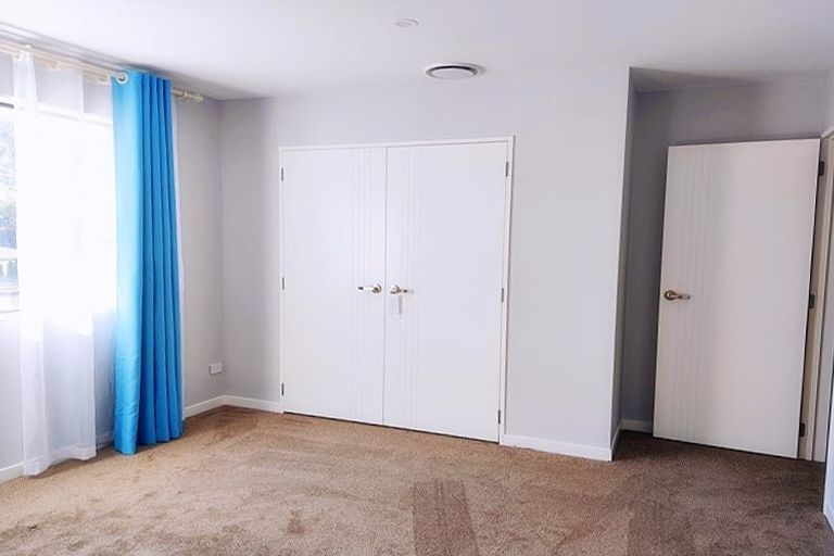 Photo of property in 111 Glendhu Road, Bayview, Auckland, 0629