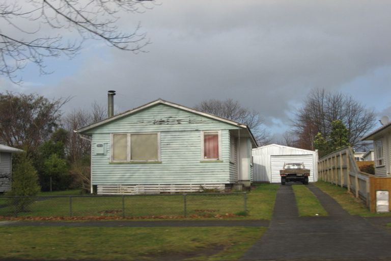 Photo of property in 100 Te Rangitautahanga Road, Turangi, 3334