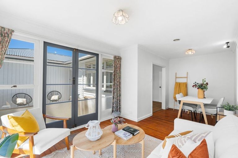 Photo of property in 14 Willis Place, Spreydon, Christchurch, 8024