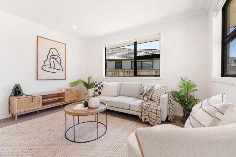 Photo of property in 15 Piata Street, Papamoa Beach, Papamoa, 3118