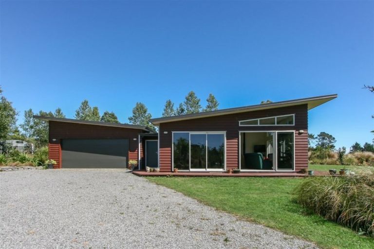 Photo of property in 1878 Egmont Road, Kaimiro, Inglewood, 4386