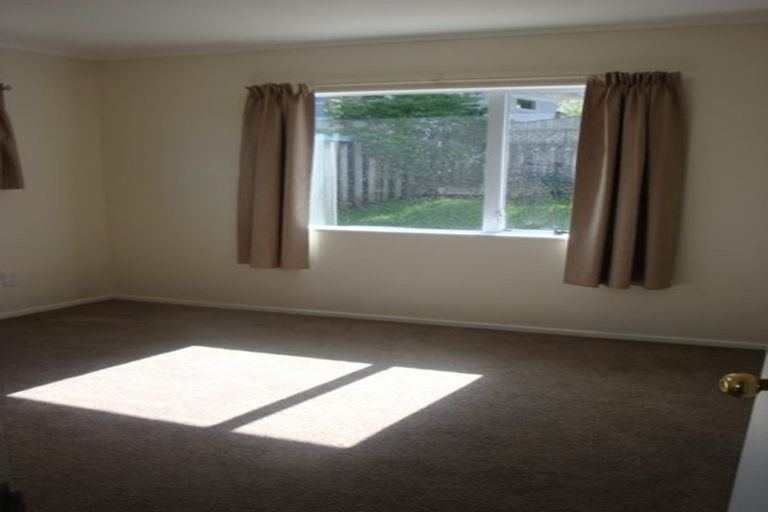 Photo of property in 1/69 Monarch Avenue, Hillcrest, Auckland, 0627