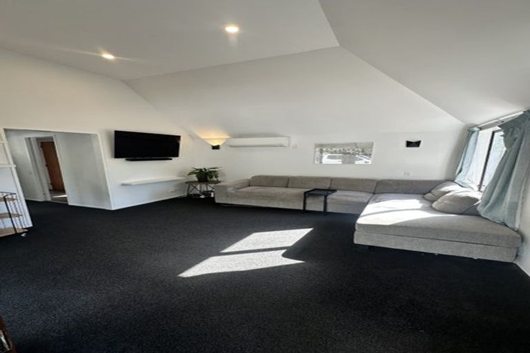 Photo of property in 18a Kamahi Street, Stokes Valley, Lower Hutt, 5019