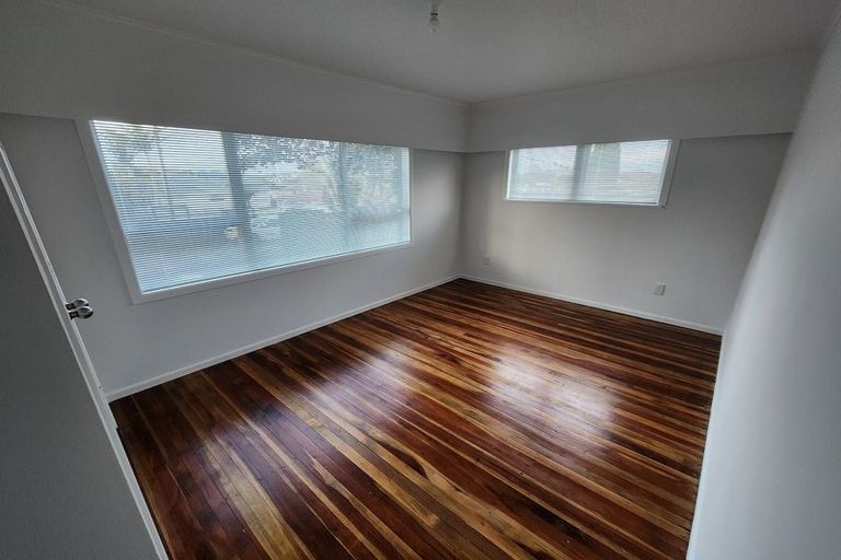 Photo of property in 23 Fordham Street, Beach Haven, Auckland, 0626