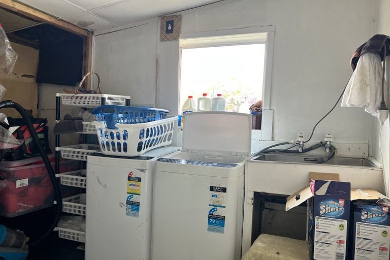 Photo of property in 42 Tennyson Street, Dannevirke, 4930