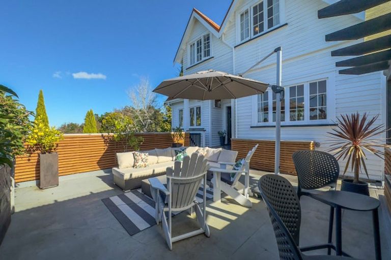 Photo of property in 30 Hill Street, Paeroa, 3600