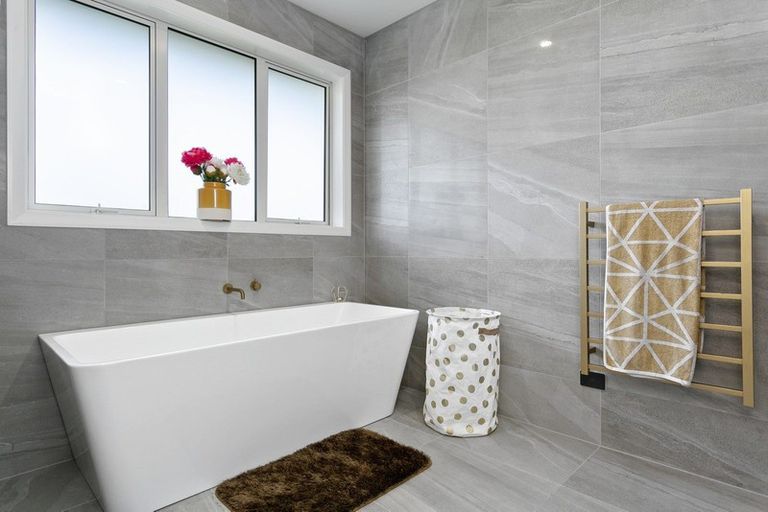 Photo of property in 19 Mike Smith Drive, Cambridge, 3434