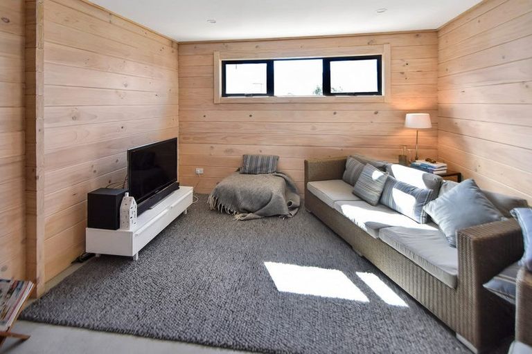 Photo of property in 69 Ohau Drive, Lake Ohau, Twizel, 9412