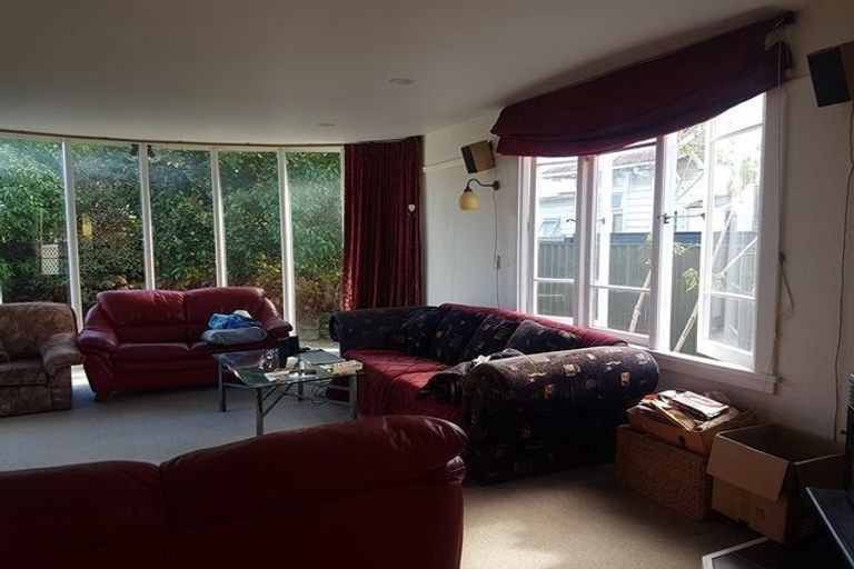 Photo of property in 385 College Street, Hokowhitu, Palmerston North, 4410