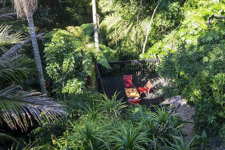 Photo of property in 155 Hinemoa Street, Birkenhead, Auckland, 0626