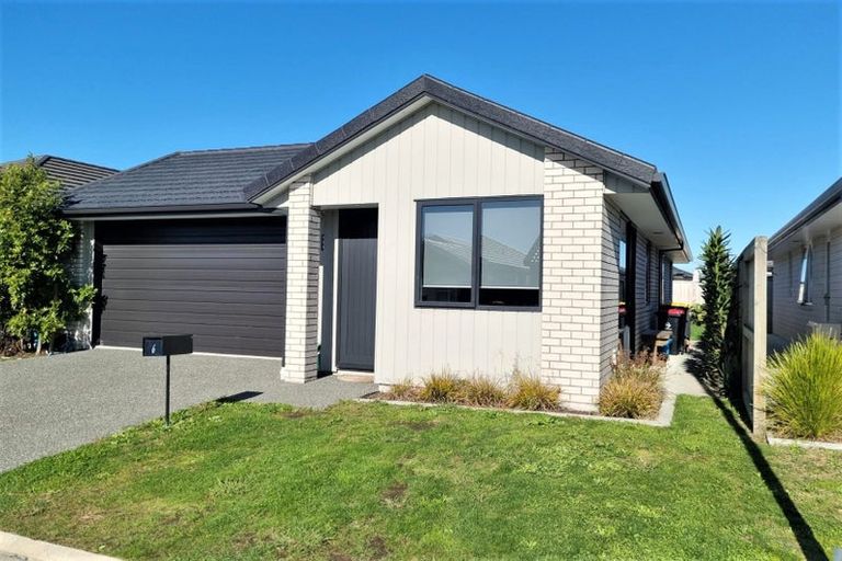 Photo of property in 6 Apostle Mews, Papamoa, 3118
