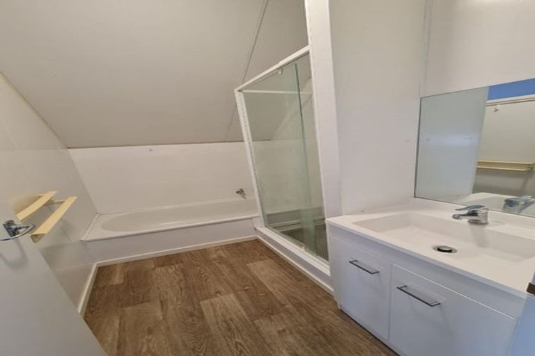 Photo of property in 4/56 Matipo Street, Riccarton, Christchurch, 8041