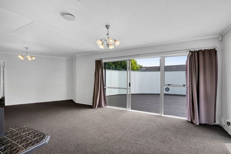 Photo of property in 17 Penrod Drive, Bell Block, New Plymouth, 4312