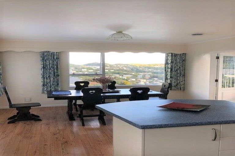 Photo of property in 21 Seatoun Heights Road, Miramar, Wellington, 6022