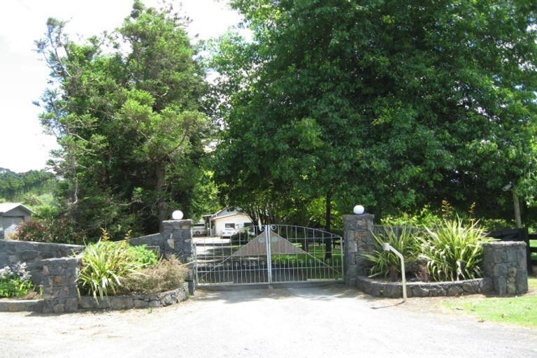 Photo of property in 80 Ingram Road, Bombay, Drury, 2579